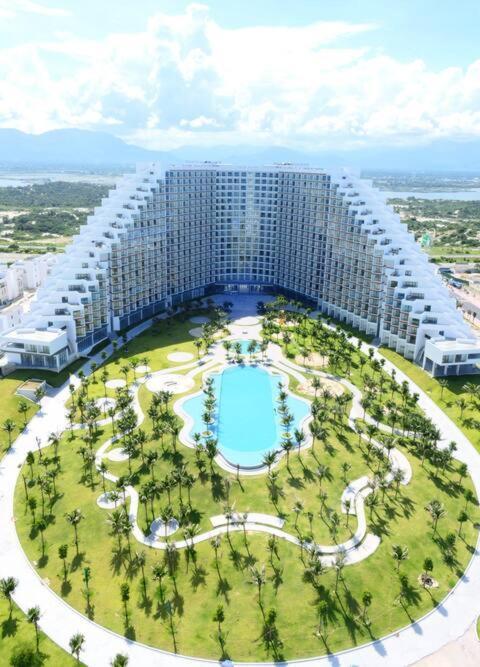 Rosemary Home At Bai Dai Beach Nha Trang - Seaview Condo Near Int'T Cam Ranh Airport Zewnętrze zdjęcie